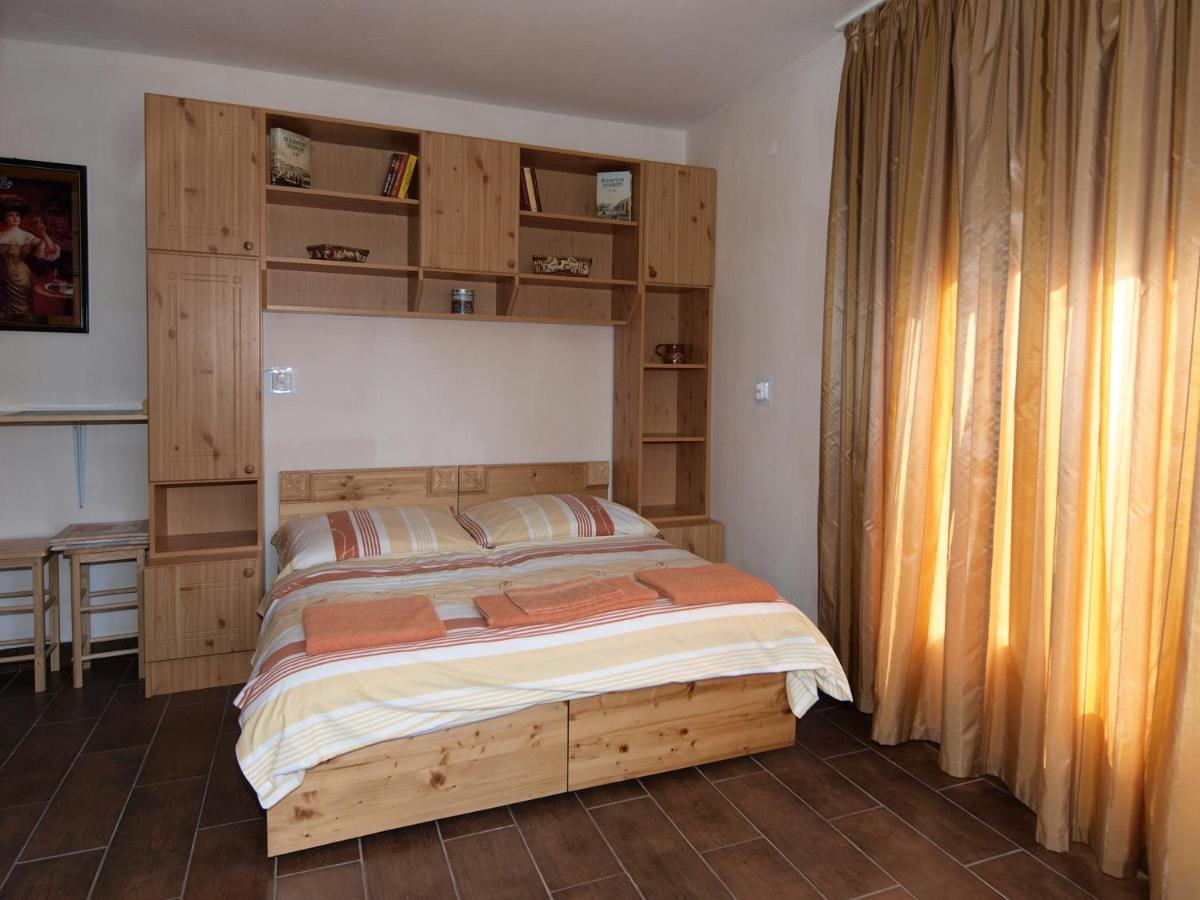 Sarreti Apartmanhaz 巴拉顿菲赖德 外观 照片