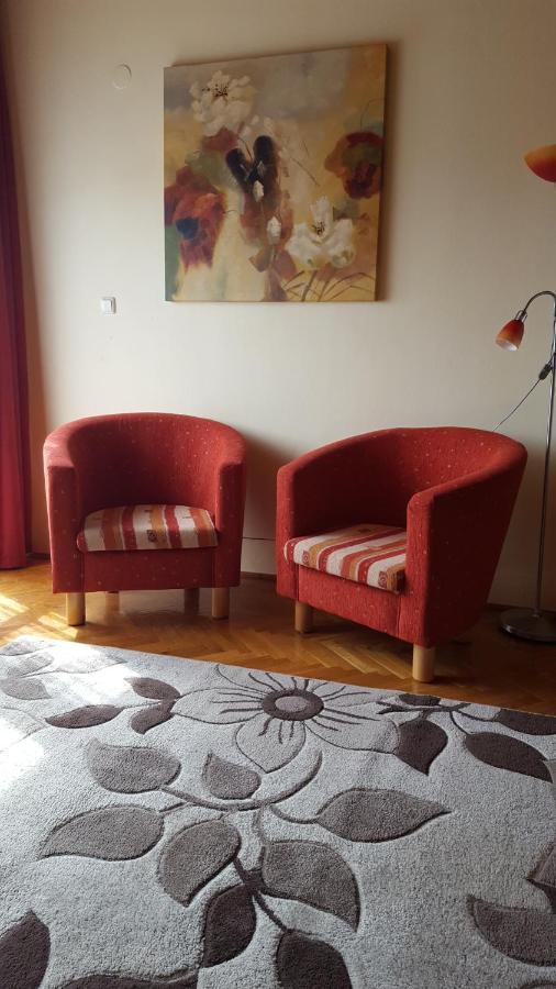 Sarreti Apartmanhaz 巴拉顿菲赖德 外观 照片